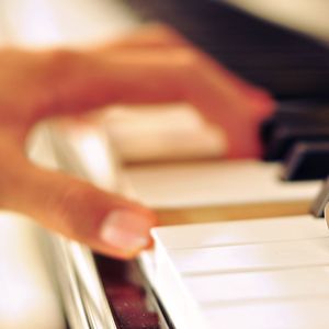 裸体美女中出视频
